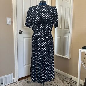 Navy blue polka dot midi length 90s vintage button up dress